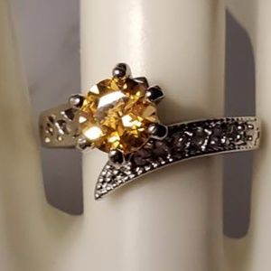 STERLING SILVER & CITRINE RING